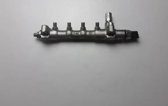 Opel Mokka Fuel main line pipe 55490702