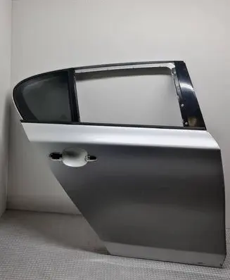 BMW 1 E82 E88 Rear door