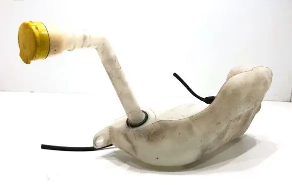 Windshield washer fluid reservoir/tank