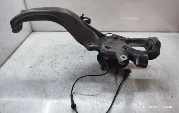 Jaguar XE Front wheel hub