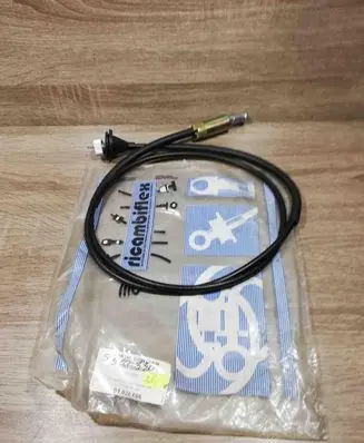 Volkswagen PASSAT B2 Speedometer cable 321957803AC 1026686