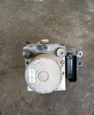 KIA Sportage ABS Pump 589203U310