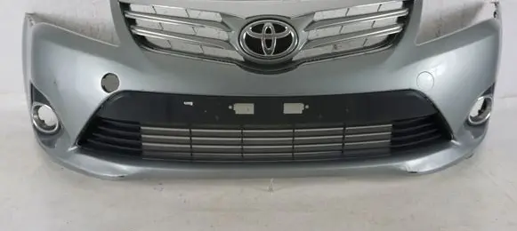 Toyota Avensis T270 Front bumper 5211905210