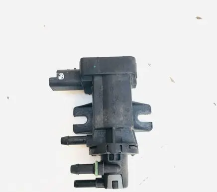 Peugeot 407 Vacuum valve 