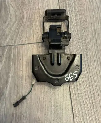 Mercedes-Benz Vito Viano W639 Vent window/glass motor A6398200542 2621003050