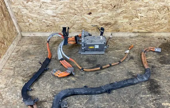 Mercedes-Benz C W205 Voltage converter inverter A2059006415 A2059060502 A2C73416808