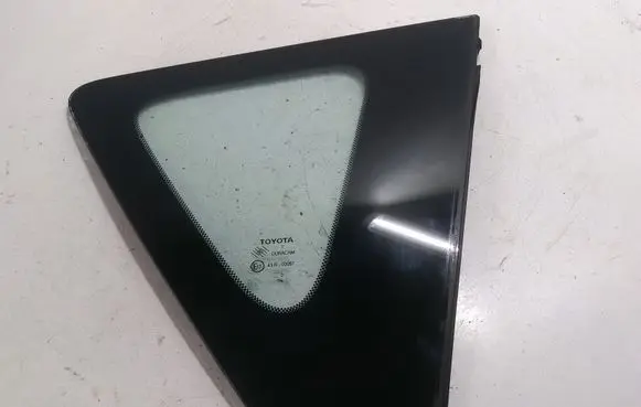 Toyota Verso Rear side window