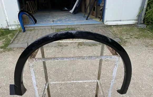Volkswagen Tiguan Fender trim (molding) 571853718A