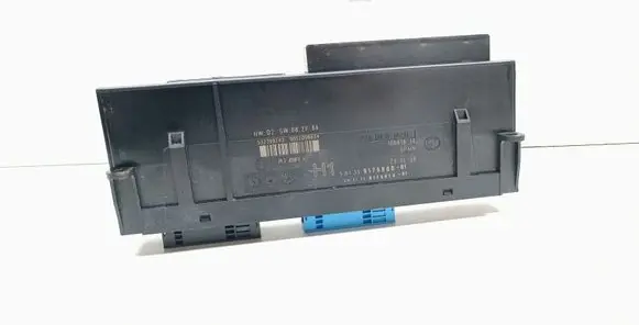 BMW 3 E90 E91 Comfort/convenience module 9176880 61359176880