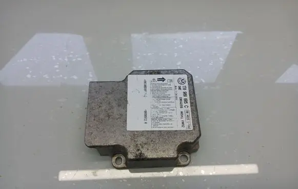 Volkswagen Touran I Airbag control unit/module 1T0909605C 5WK43518