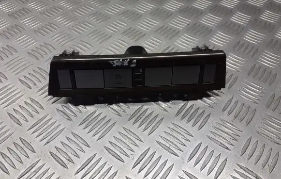 Ford Focus A set of switches 8M51-13D734-A