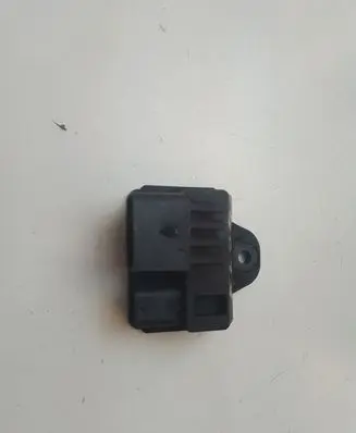 BMW 5 F10 F11 Glow plug pre-heat relay 7810856