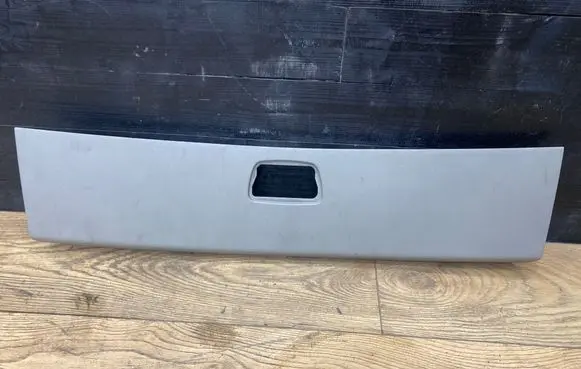Volvo V50 Other trunk/boot trim element 8663501 11137