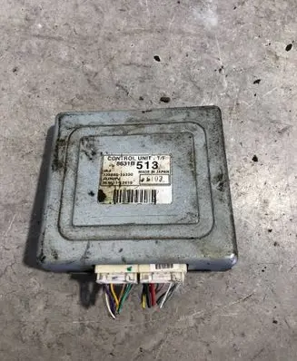 Mitsubishi L200 Gearbox control unit/module 8631B513
