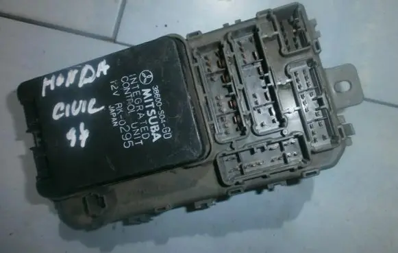 Honda Civic Fuse box set 38600s04 30450
