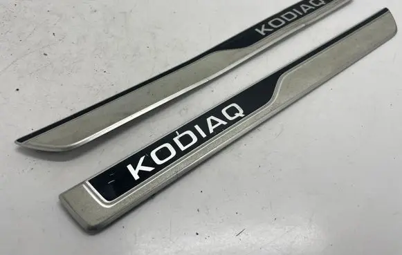 Skoda Kodiaq Rear sill trim cover 565853558A 565853557A