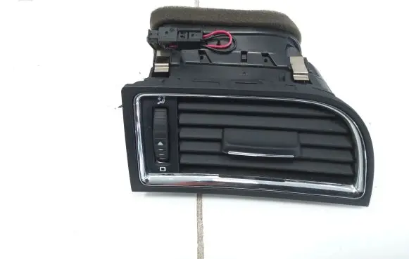 Skoda Superb B6 (3T) Dashboard side air vent grill/cover trim 3T0819702