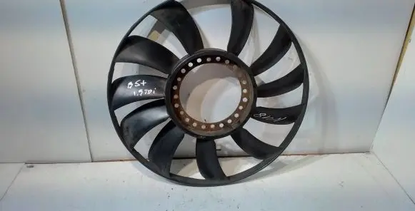 Volkswagen PASSAT B5.5 Fan impeller 058121301B