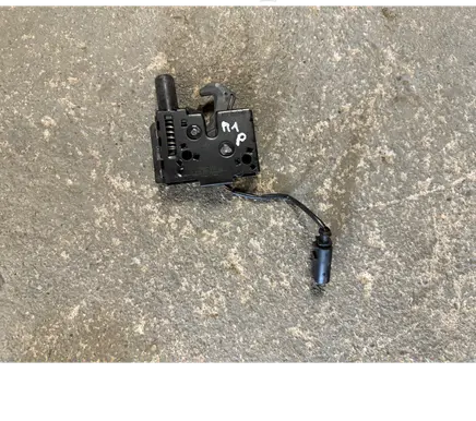 Audi A1 Tie down hook / loop 82A823508