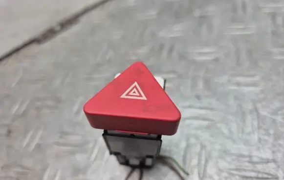 Volkswagen Golf Plus Hazard light switch 5M0953509A