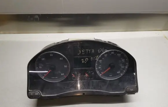 Volkswagen Jetta V Speedometer (instrument cluster) 1K0920962G
