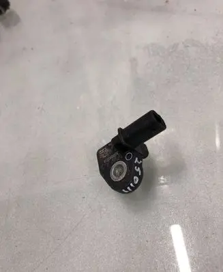 Skoda Karoq Airbag deployment crash/impact sensor 3q0959351a