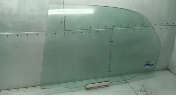 Volvo S80 Rear door window glass