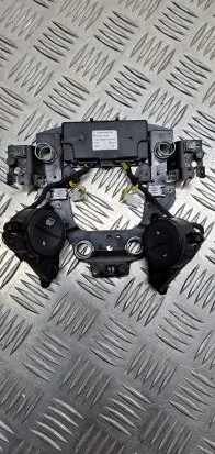 Mercedes-Benz GLK (X204) Steering wheel buttons/switches A2048210451