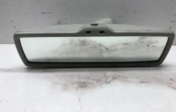 Volkswagen Golf V Rear view mirror (interior) E11015625