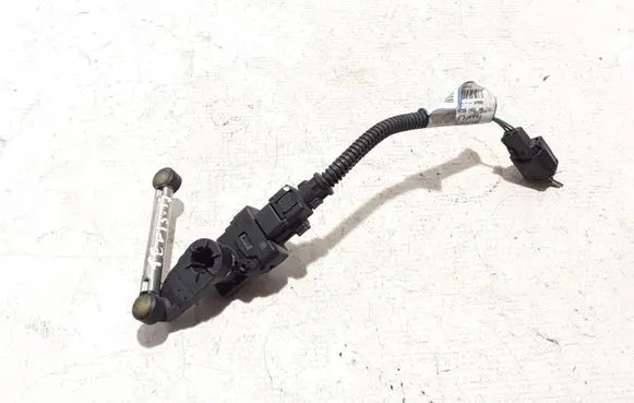 Rear air suspension level height sensor