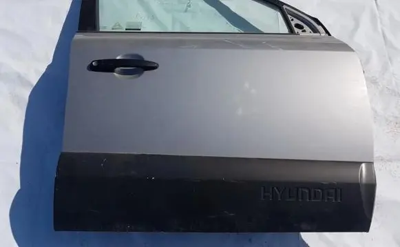 Hyundai Tucson JM Front door sidabrines