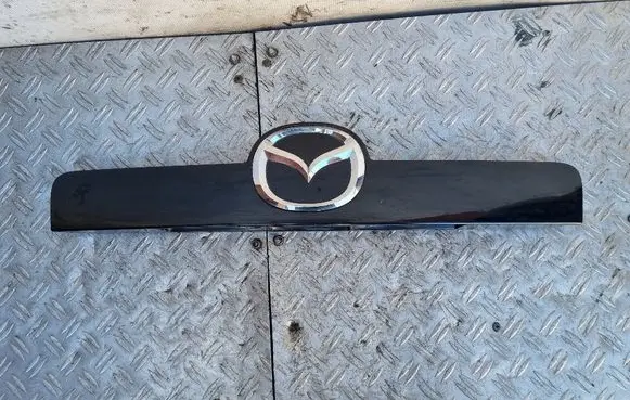 Mazda CX-7 Trunk door license plate light bar EG2150811