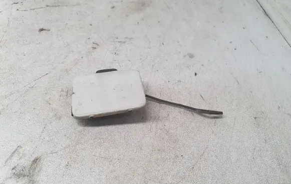 BMW 3 E90 E91 Front tow hook cap/cover 7116687