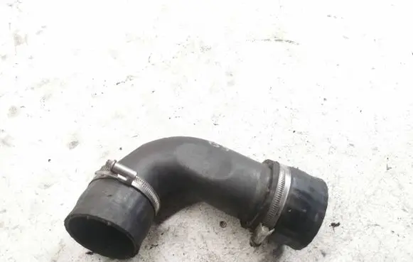 Volvo V70 Intercooler hose/pipe 30696253