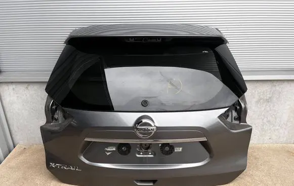 Nissan X-Trail T32 Tailgate/trunk/boot lid 