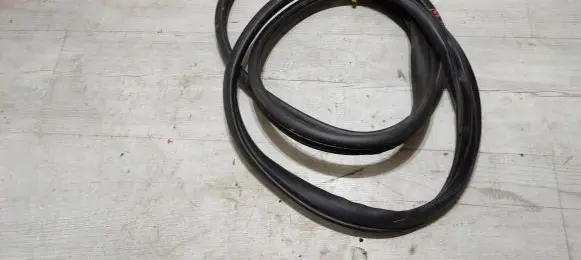 Mazda 2 Rubber seal rear door 