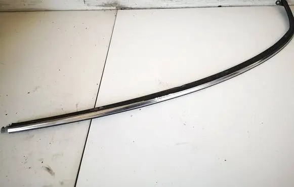Mini One - Cooper R50 - 53 Windshield trim 
