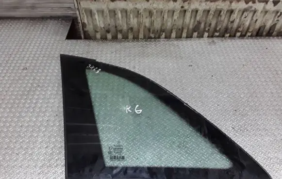 Mercedes-Benz B W245 Rear side window