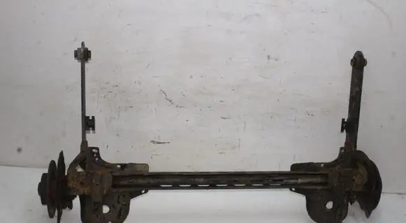 Renault Trafic III (X82) Rear axle beam 
