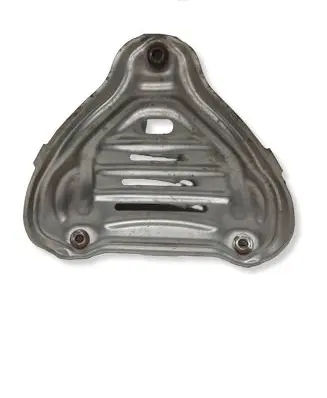 Toyota RAV 4 (XA40) Exhaust heat shield 