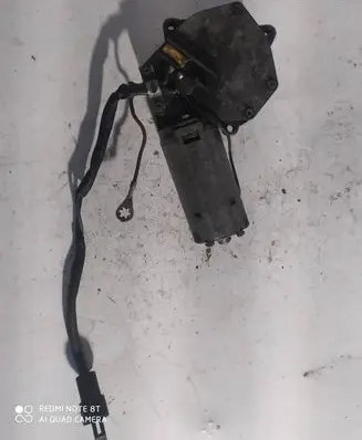 Opel Calibra Wiper motor 90355863