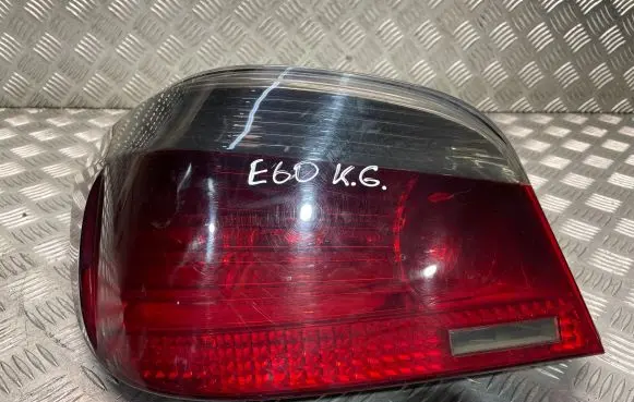 BMW 5 E60 E61 Rear/tail lights 6910767