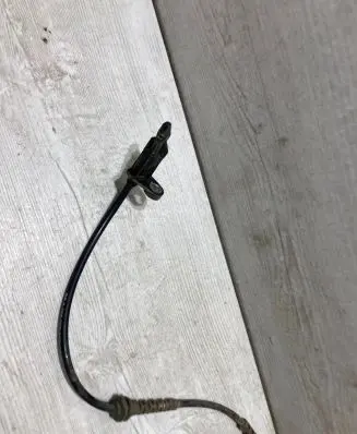 Mini One - Cooper F56 F55 ABS rear brake sensor 6858466
