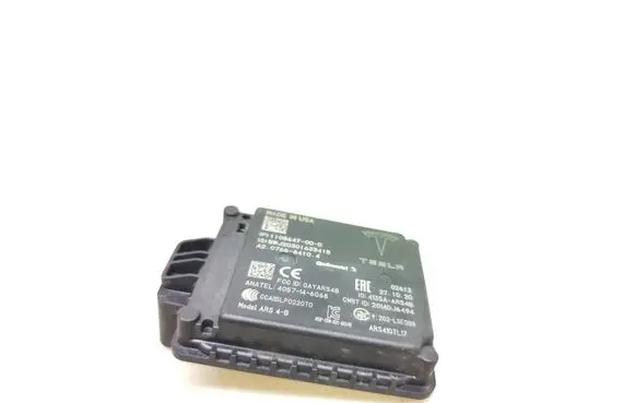 Tesla Model 3 Distronic sensor radar 110864700D 4135AARS4B C76884104
