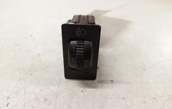 Toyota Corolla Verso AR10 Headlight level height control switch