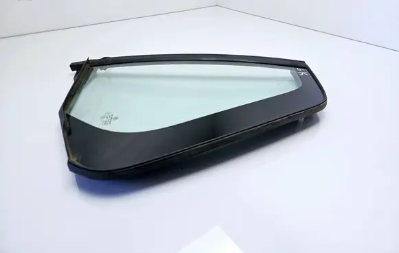 Volkswagen Golf VII Rear vent window glass 5G6845213