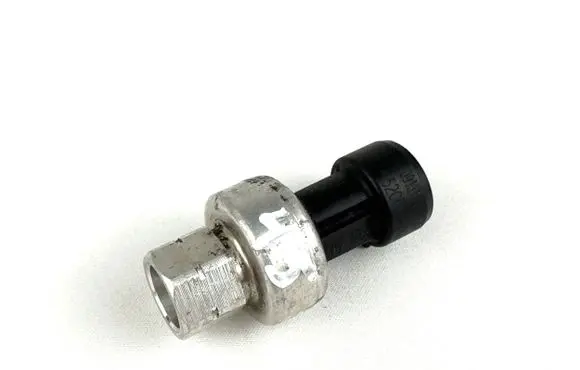 Opel Vectra C Air conditioning (A/C) pressure sensor 09131721