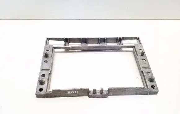 Volkswagen Touareg I Other dashboard part 7L6857318