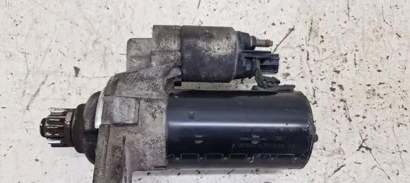 Volkswagen Golf VI Starter motor 02Z911024H