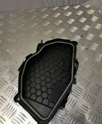 Audi A6 S6 C7 4G Fuse box cover 4G1907613B